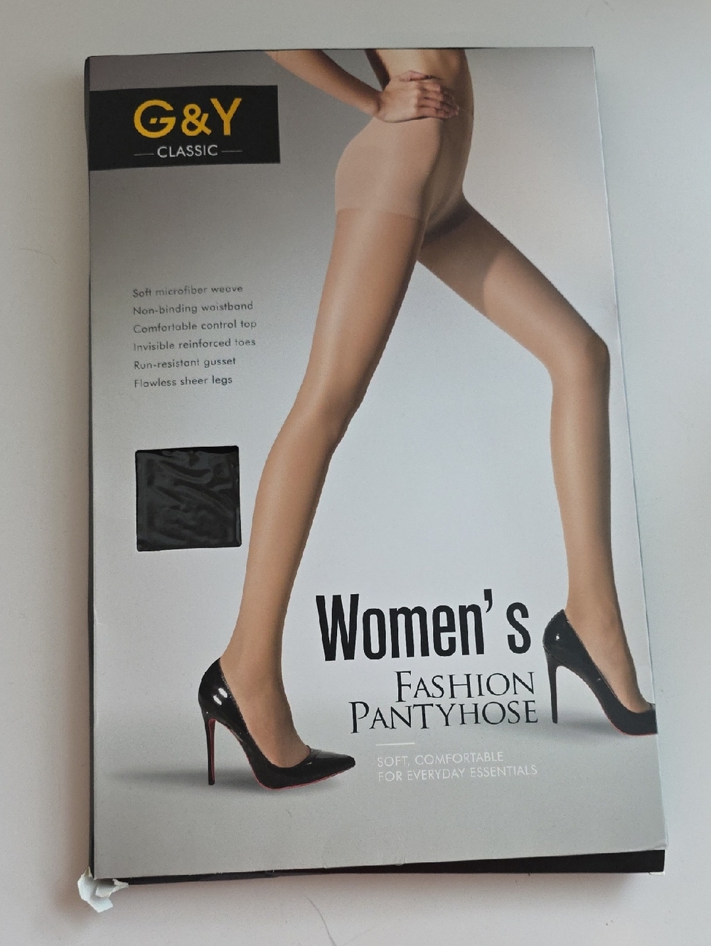Classic Women's Sheer Pantyhose - Black Medium